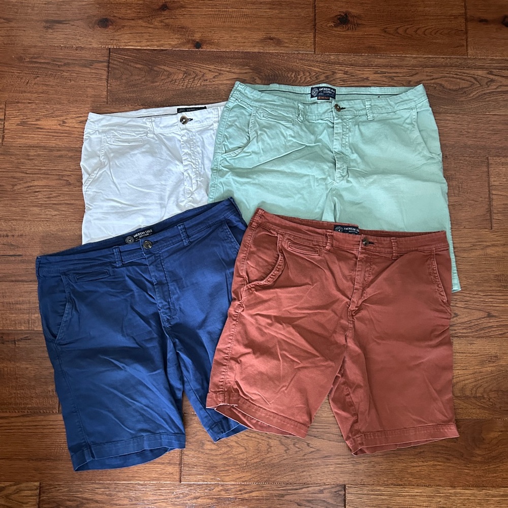 American Eagle Men Shorts bundle - Set of 4 - Size 38